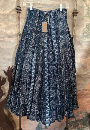 11822 ANU Long Skirt-Pottery