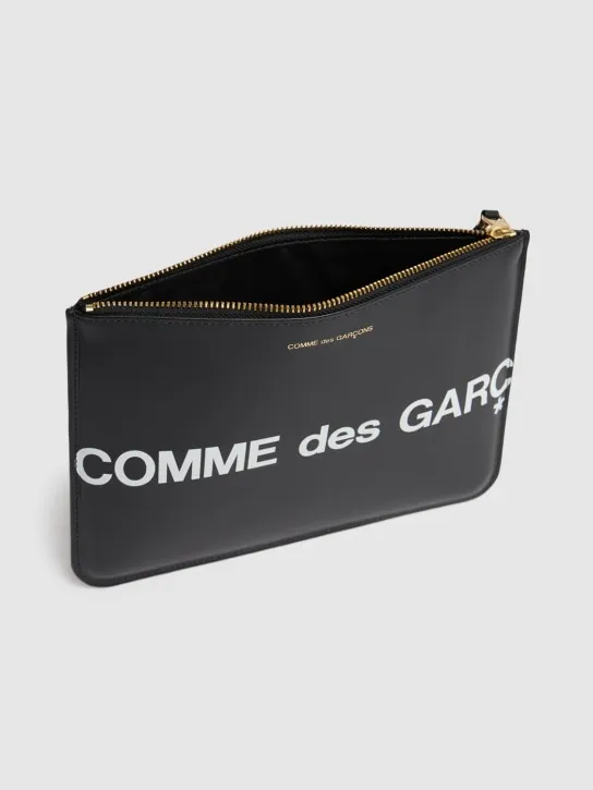 Comme des Garçons Wallet   Maxi logo leather pouch 