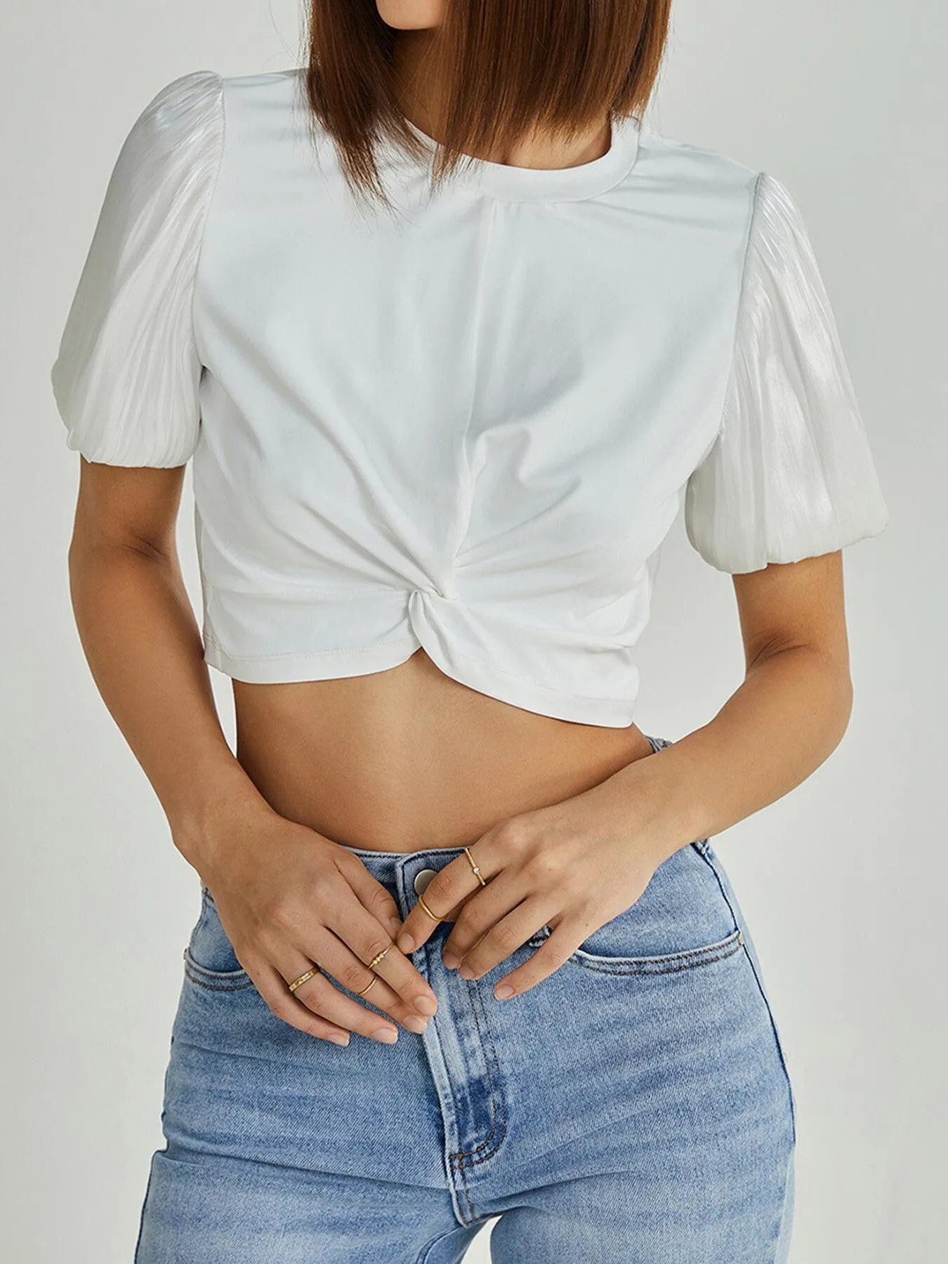 Ruched Twist Puff Sleeve Crop Top