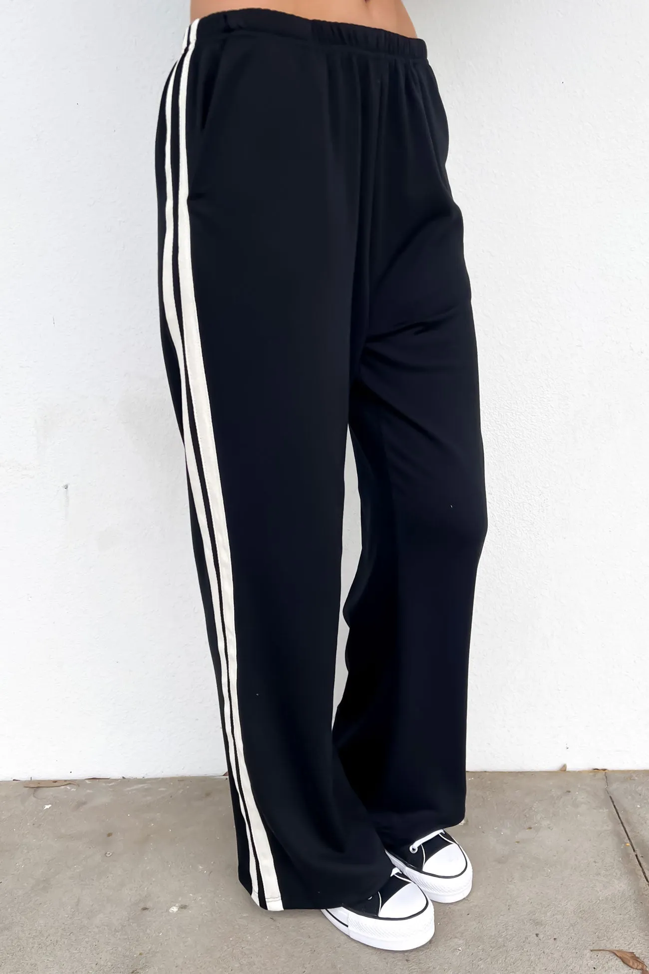 T & T Sweatpants Set Black White